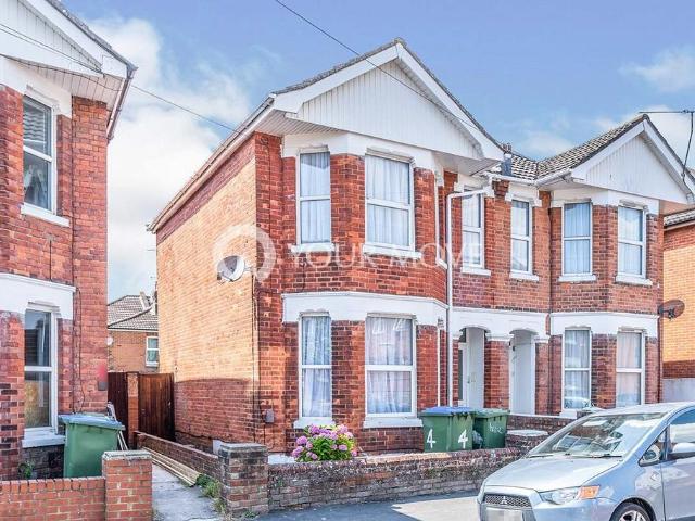 House for rent in The Polygon, City Of Southampton