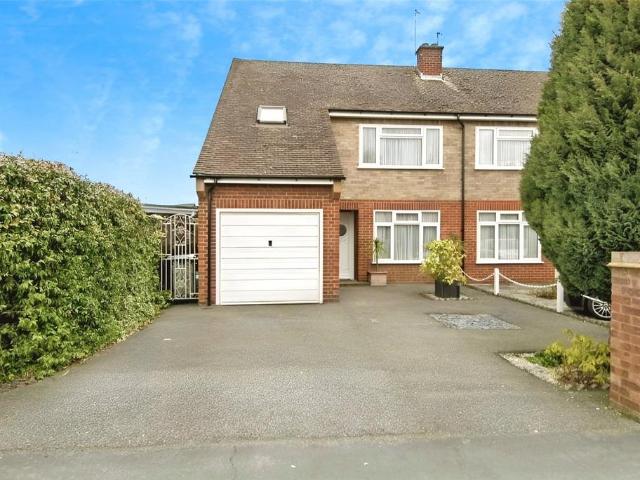 House for rent in Ripley Springs, Row Town