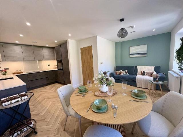 House for rent in Newton Wood, Greenheys