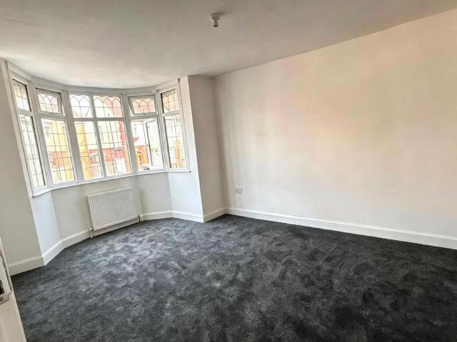 House for rent in Spring Park, Luton