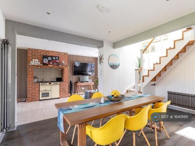 House for rent in Newbury, West Berkshire
