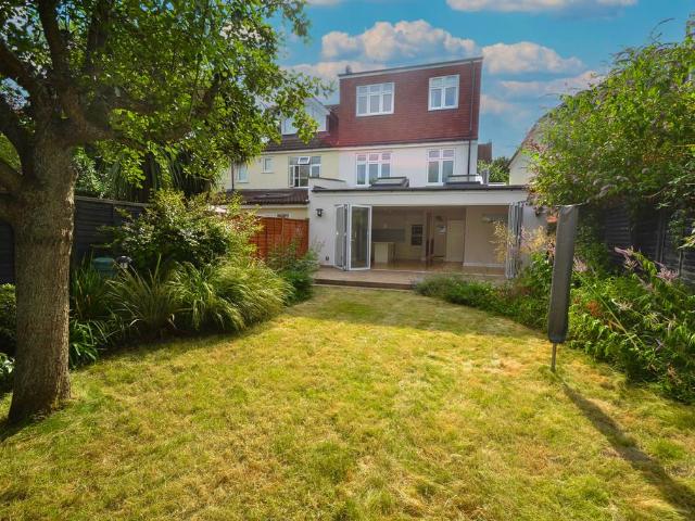 House for rent in St Margarets, Greater London