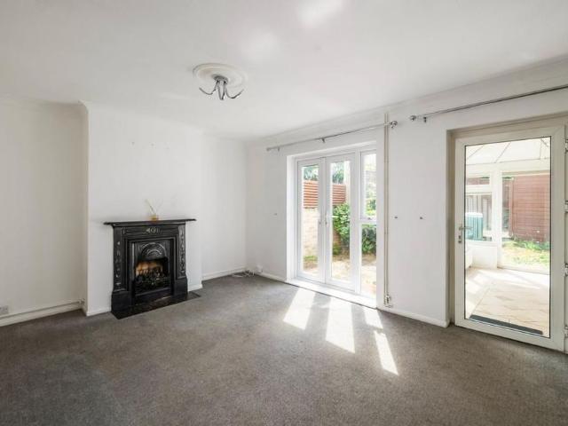 House for rent in Red Hill, Surrey