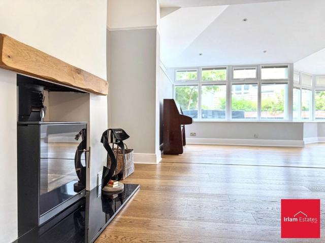 House for rent in Moorside, Salford
