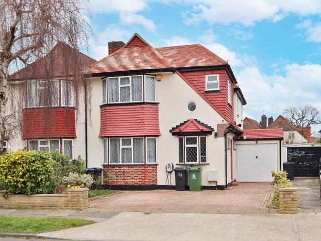 House for rent in Old Malden, Greater London