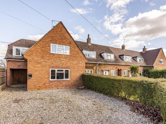 House for rent in Ashampstead, West Berkshire