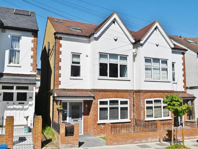 House for rent in Strawberry Hill, Greater London
