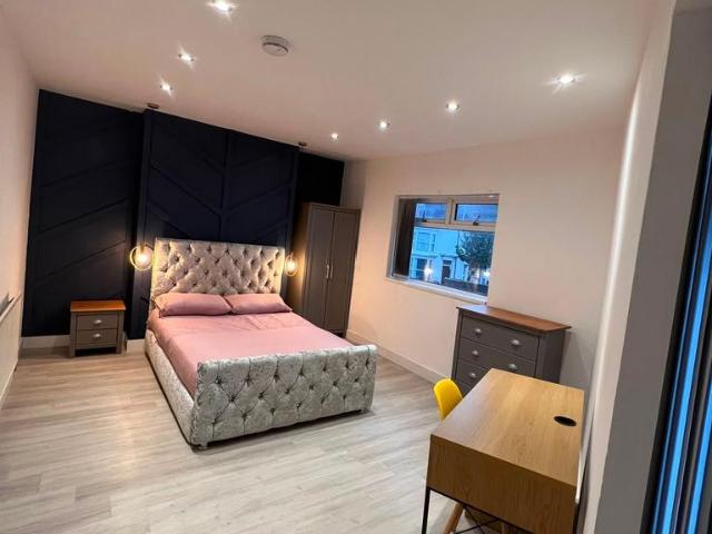House for rent in Nangreaves, Wales