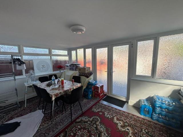 House for rent in Gould's Green, Greater London