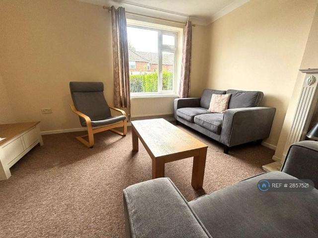 House for rent in Earlham Rise, East Bank
