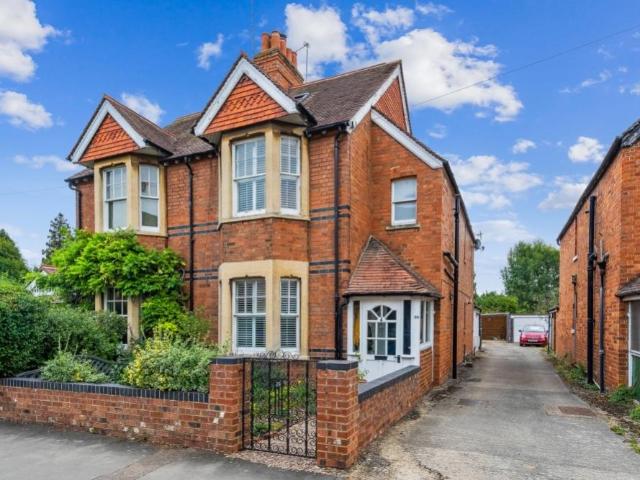 House for rent in Caldecott, Dromore