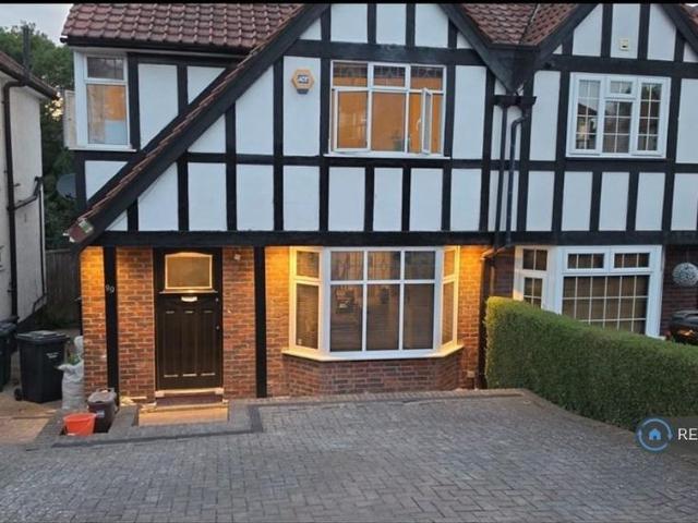House for rent in The Hale, Greater London