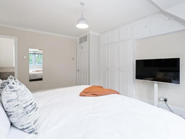 House for rent in Whiteley Village, Blackhills