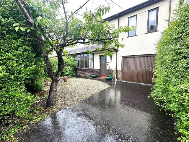 House for rent in Lammack, Blackburn
