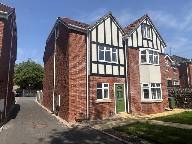 House for rent in Broomhill, Chadsmoor