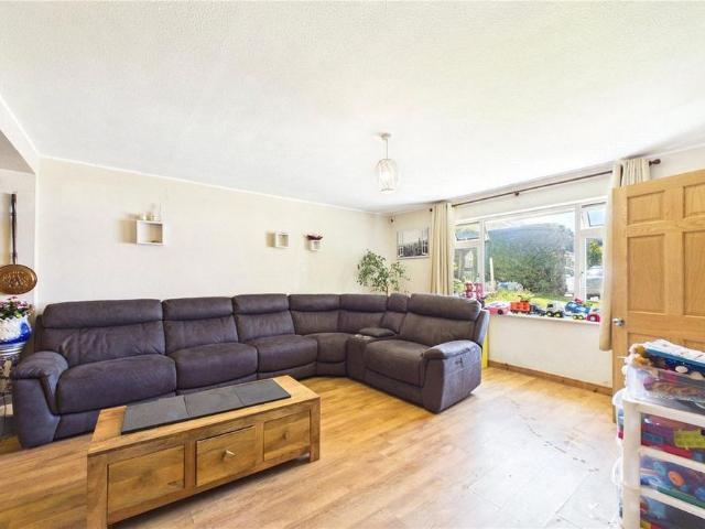 House for rent in Burghfield Common, West Berkshire