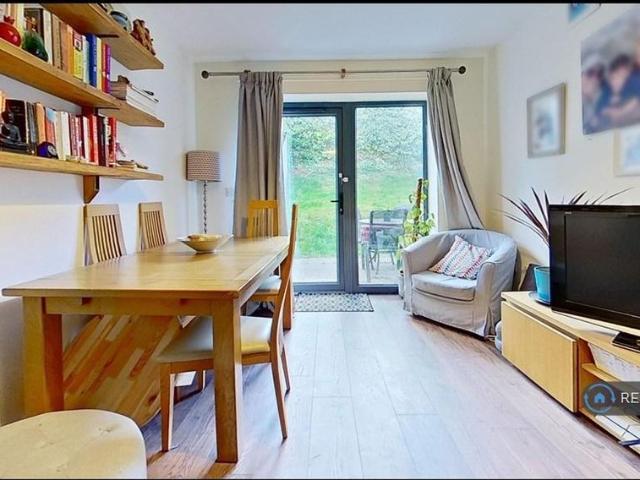 House for rent in Sherwood, Sandown Park