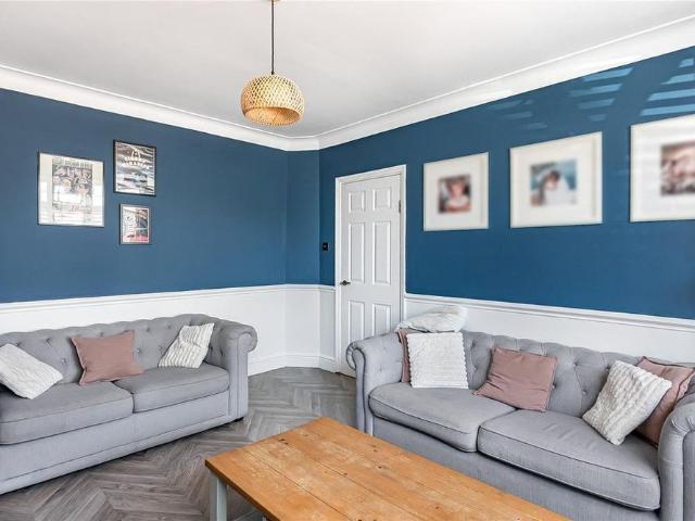 House for rent in Cockfosters, Greater London