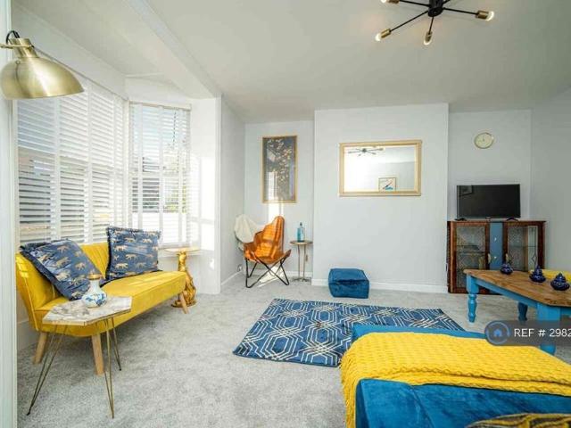 House for rent in Westbrook, Acol