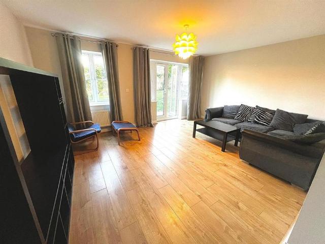 House for rent in Spring Park, Luton