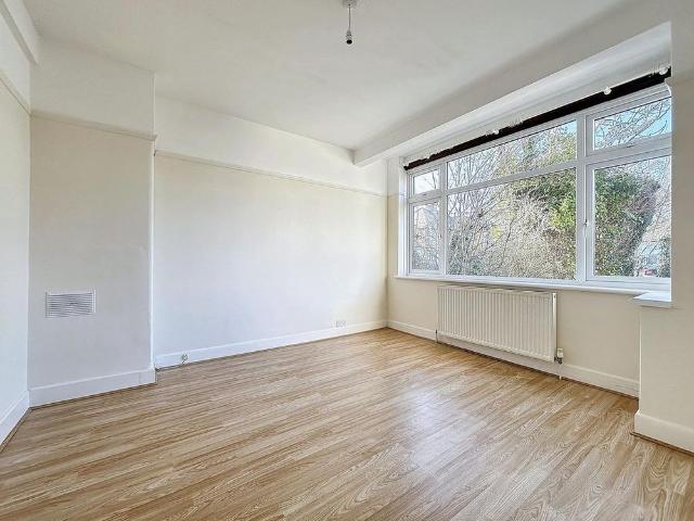 House for rent in Gould's Green, Greater London
