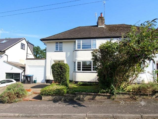 House for rent in Hall Park, Pouchen End