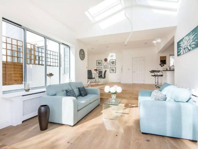 House for rent in Dollis Hill, Greater London