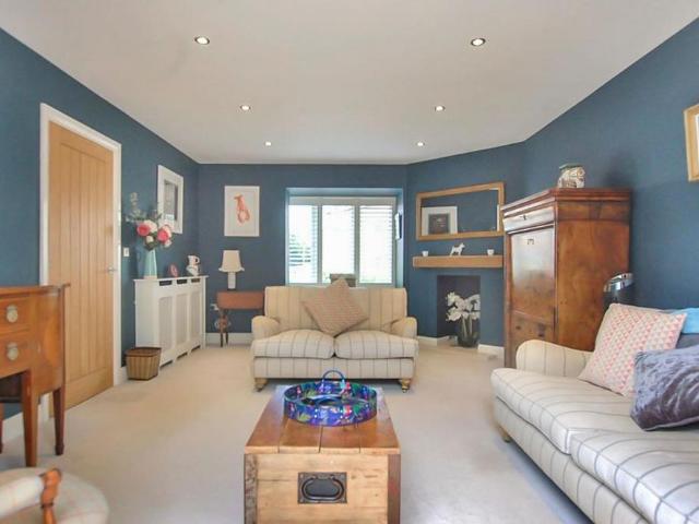 House for rent in Badgeworth, Pamington