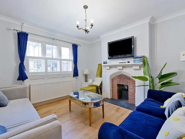 House for rent in Eton, Windsor and Maidenhead