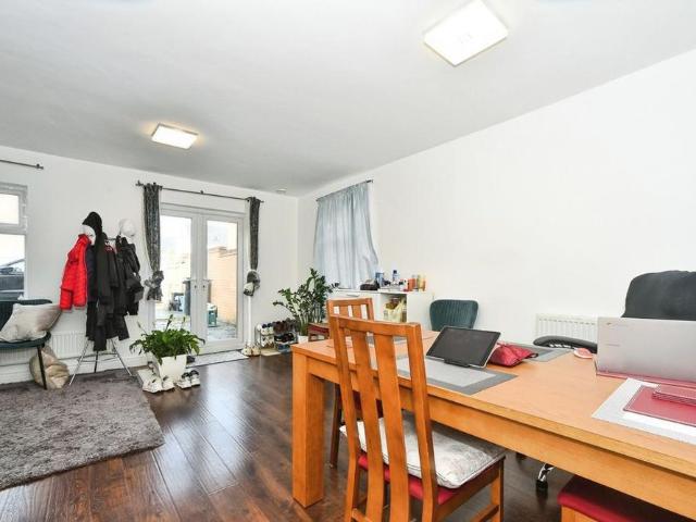 House for rent in East Wichel, Swindon