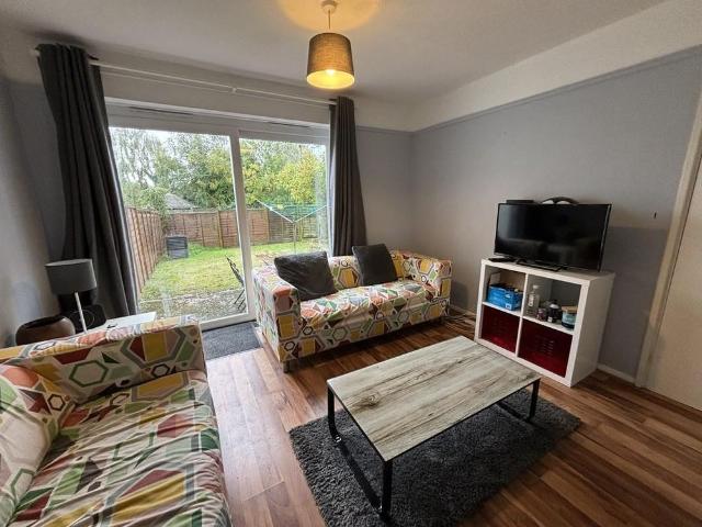 House for rent in Hales Place, The Bridge