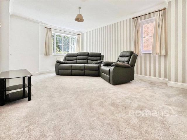 House for rent in Little Sandhurst