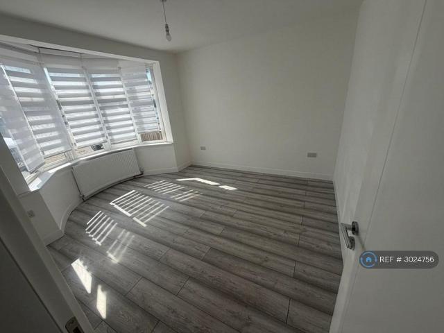 House for rent in Collier Row, Greater London