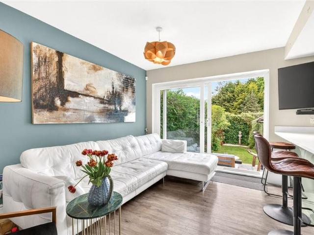 House for rent in Sunningdale