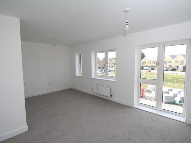 House for rent in Mill Hill, Ash