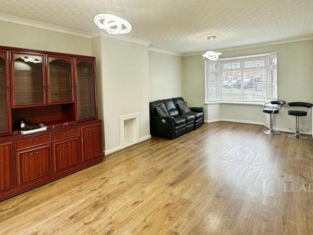 House for rent in Spring Park, Luton