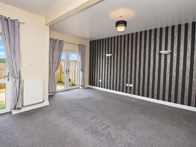 House for rent in Knowle Fold, Darwen