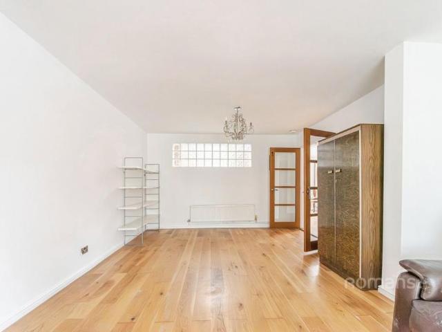 House for rent in Woodshaw, Royal Wootton Bassett