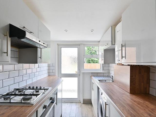 House for rent in London Borough of Merton, Mitcham