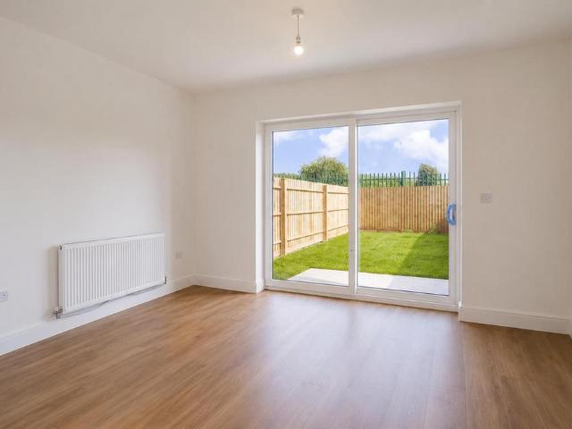 House for rent in Rowanfield, Golden Valley