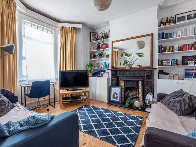 House for rent in Stockwell Park, Greater London