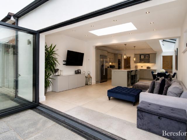 House for rent in Pilgrims' Hatch, Navestock Side
