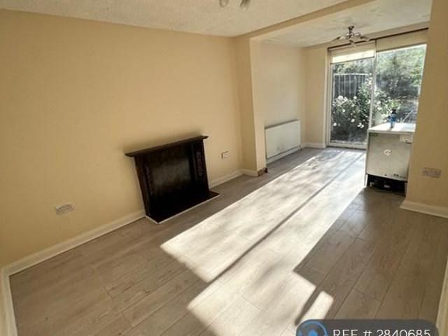 House for rent in Hayes, Greater London