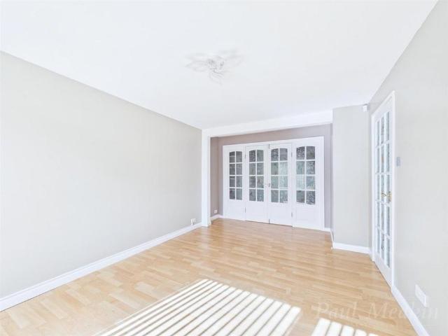 House for rent in London Borough of Croydon, Forestdale