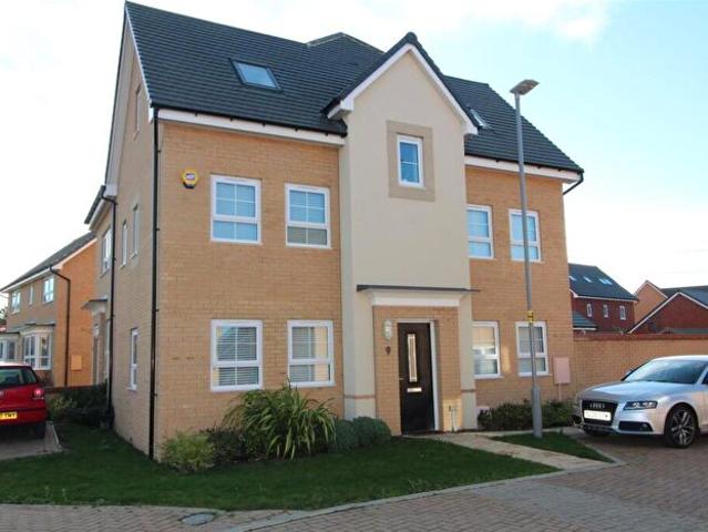 Apartment for rent in Eagle Farm, Wavendon