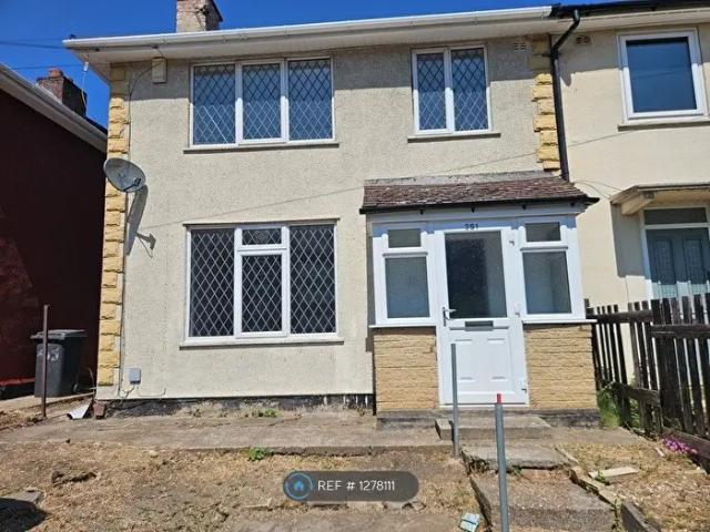 Apartment for rent in New Parks, Old Wharf