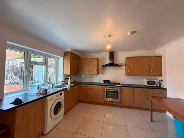 Apartment for rent in Beechdale, Haddon