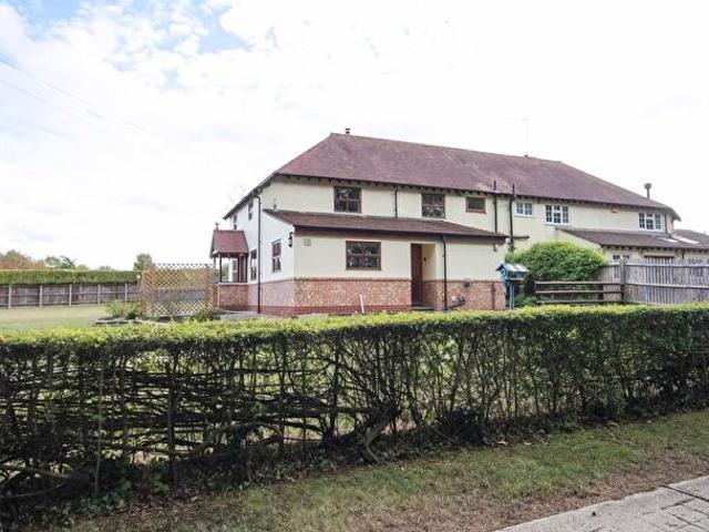 Apartment for rent in Silverstone, Northamptonshire