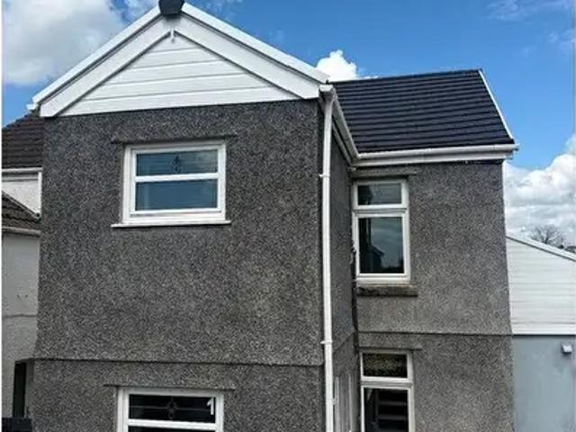 Apartment for rent in Waun-Gron, Swansea