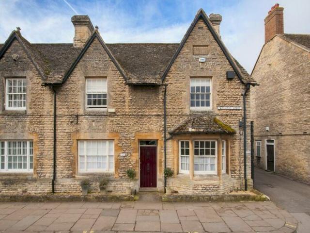 Apartment for rent in Black Bourton, Oxfordshire
